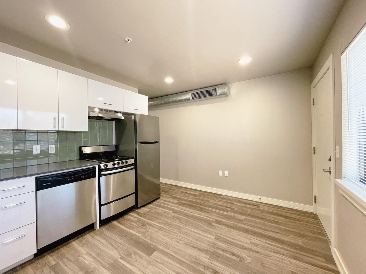 The Vic - East - Photo 3 of 23