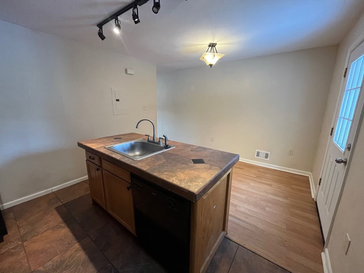 Cypress 5121 - Photo 7 of 26