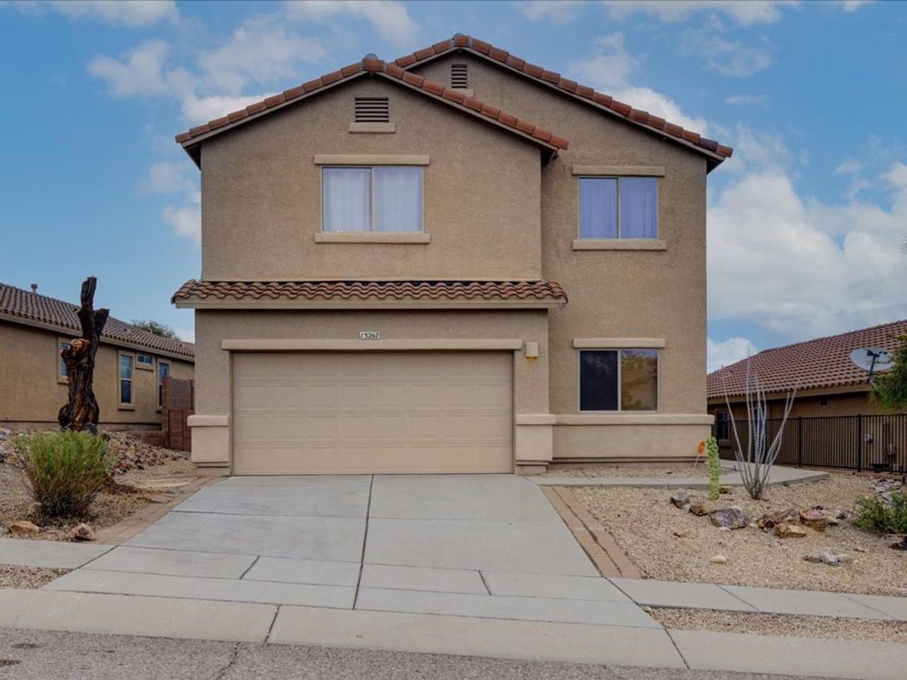 13267 E Mineta Ridge Dr - Photo 2 of 33