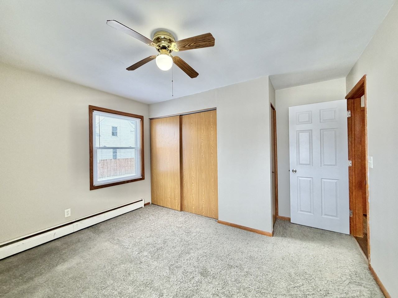 236 Walworth Street - Photo 6 of 13