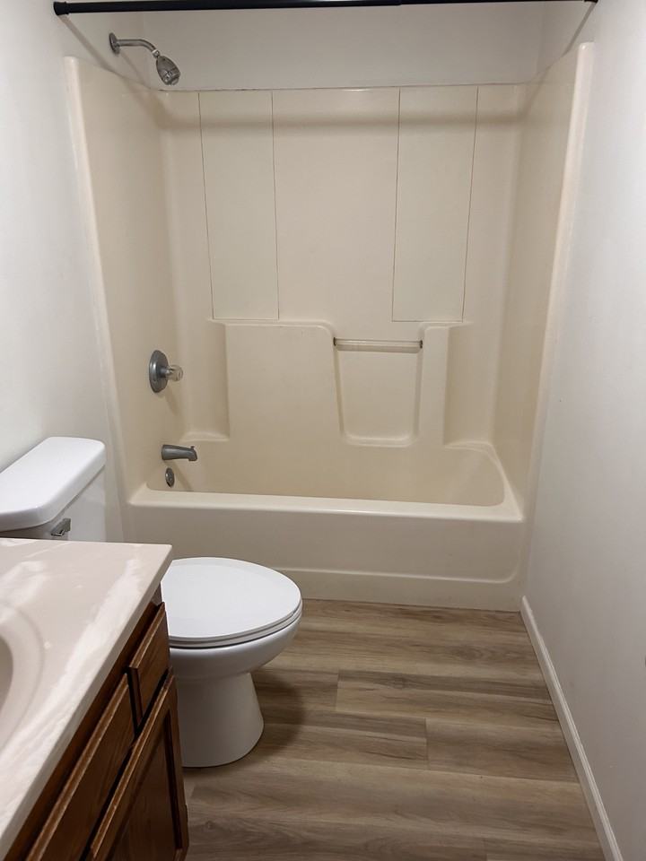 1109 South Main Street - Photo 4 of 18