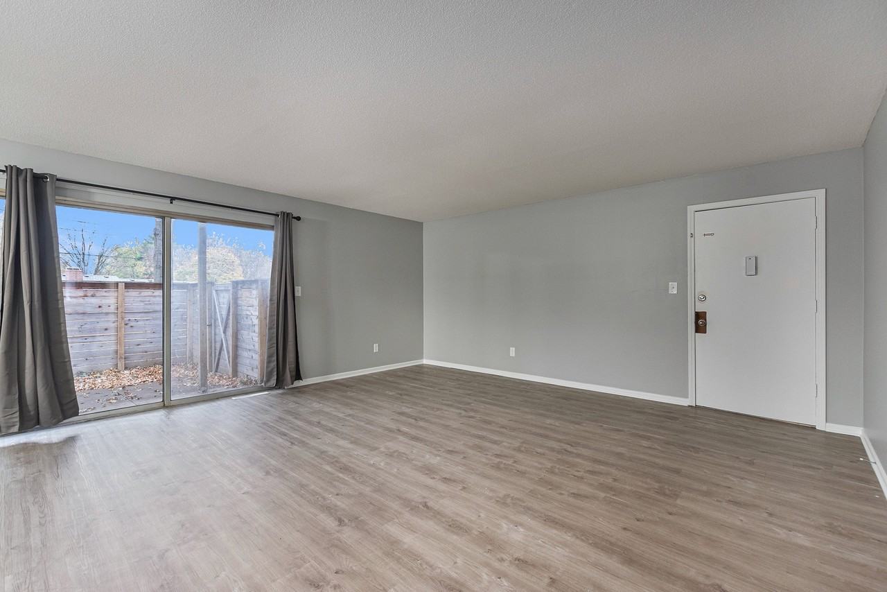 The Pines 9530-9532 - Photo 5 of 30