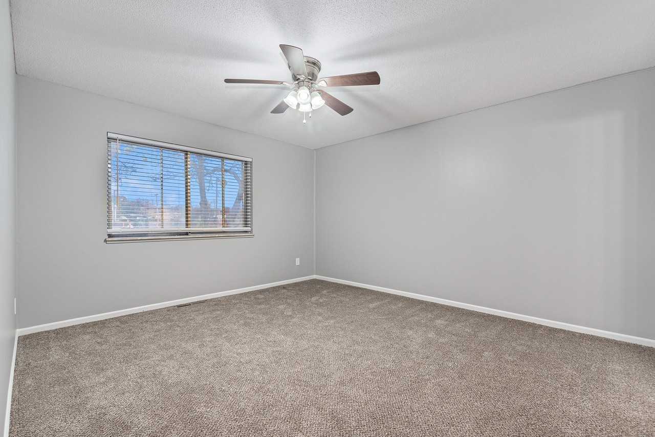 The Pines 9530-9532 - Photo 7 of 30