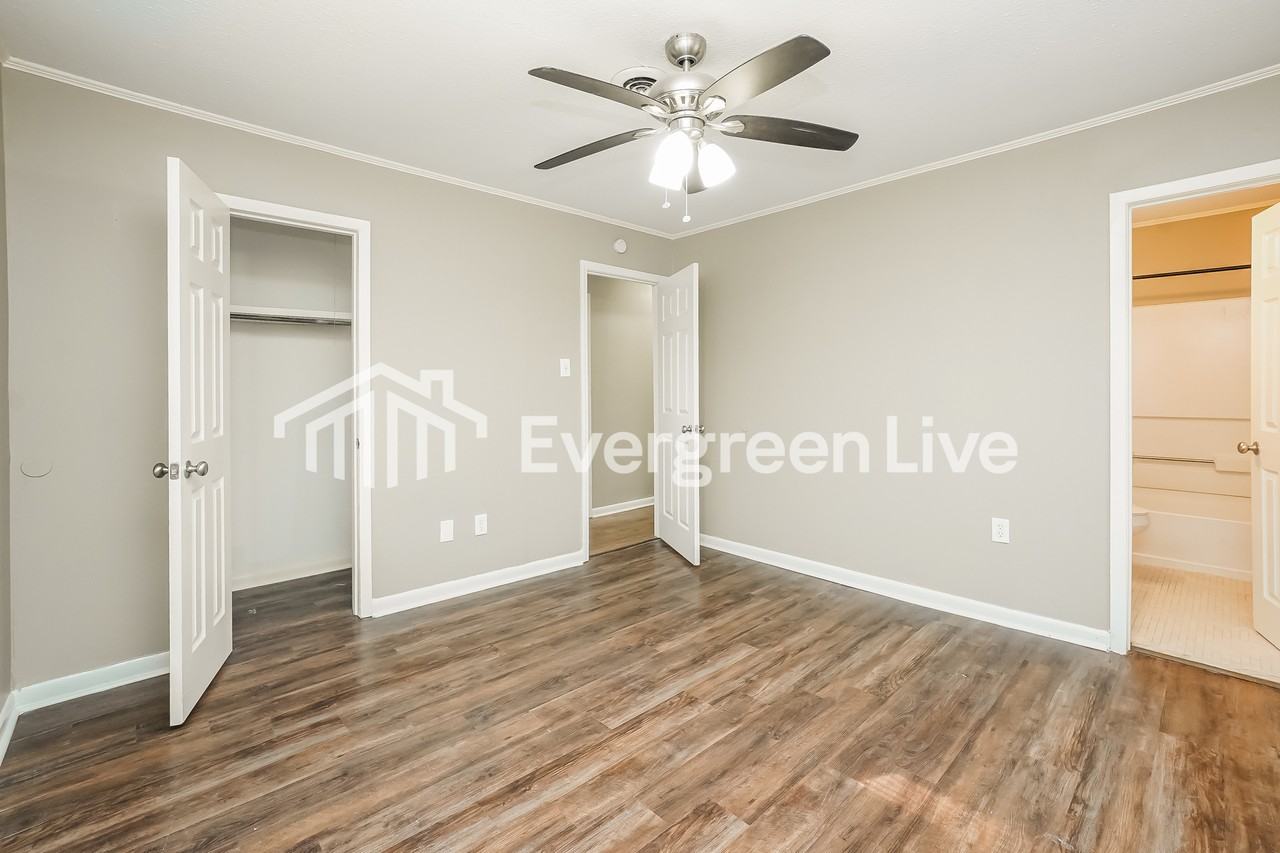 606 S Wheatley St - Photo 7 of 15