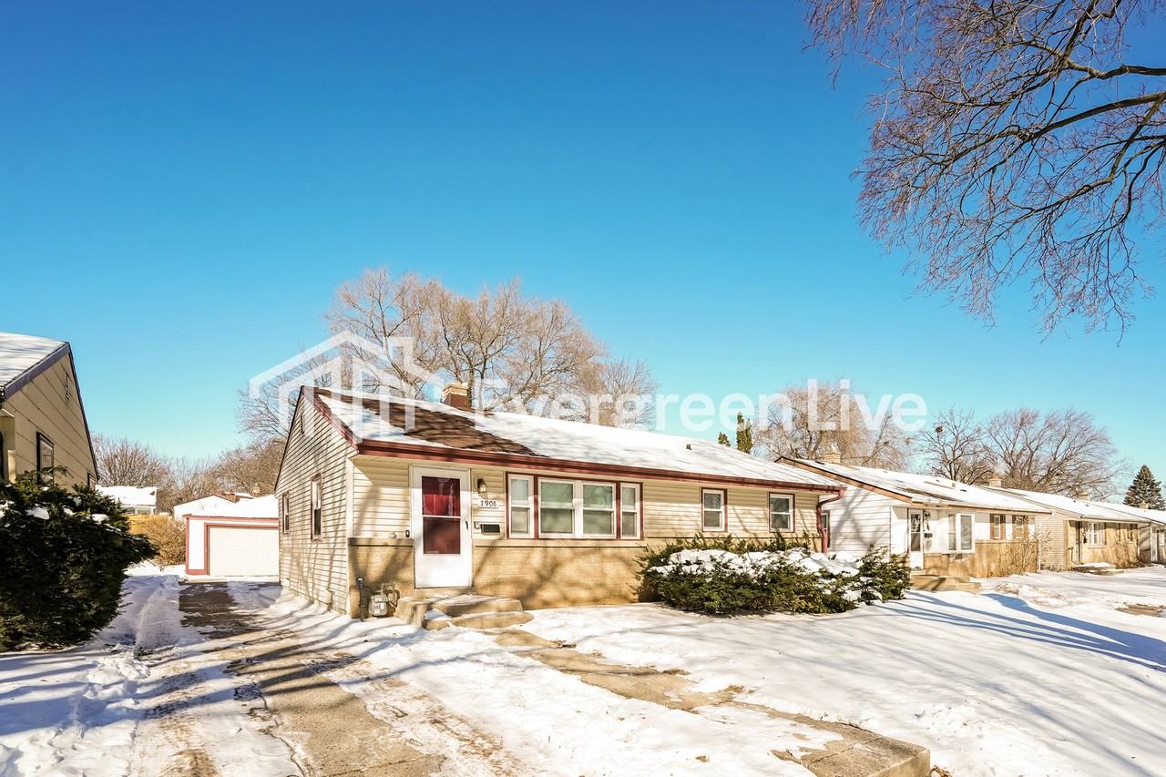 7908 W Herbert Ave - Photo 2 of 15