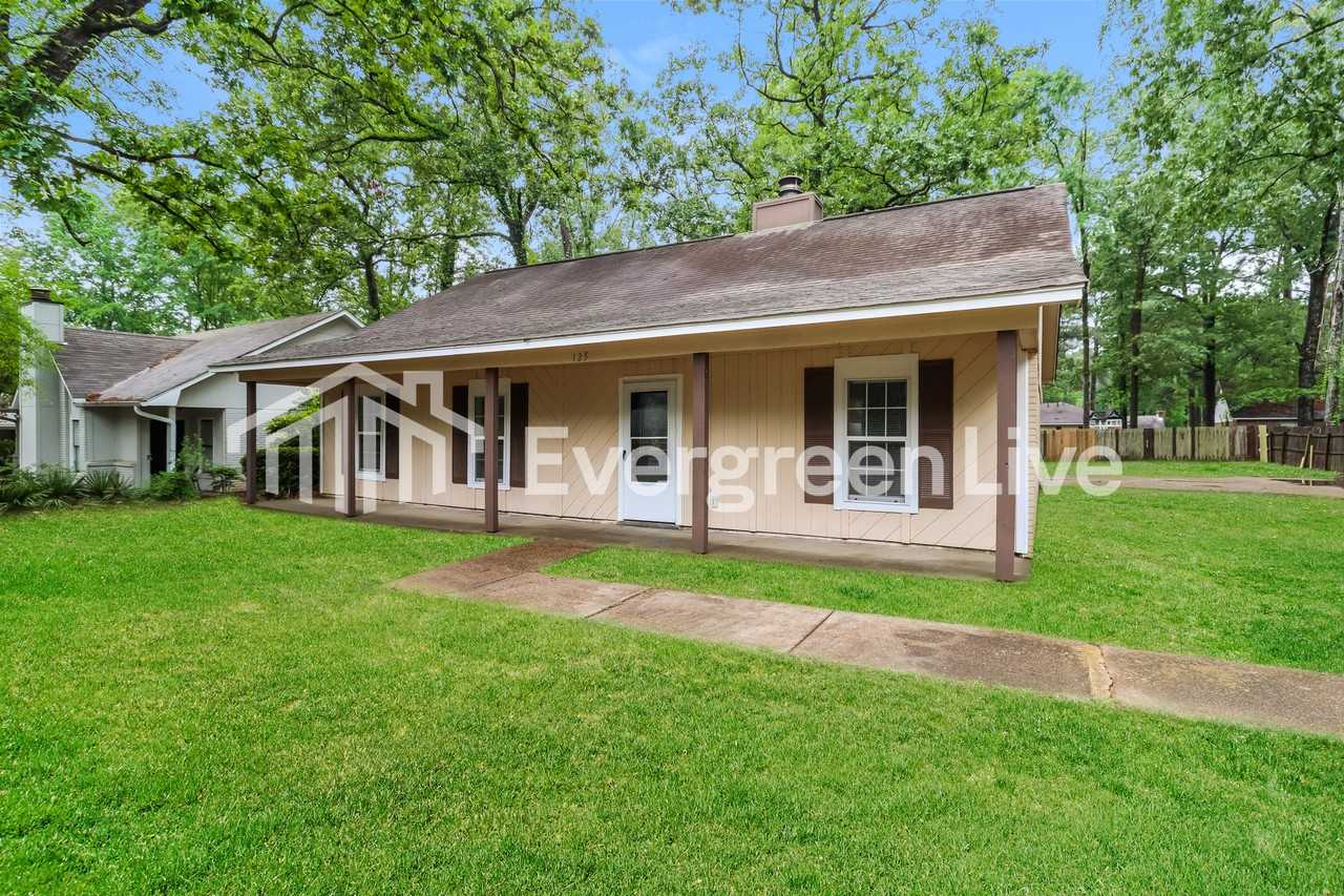 125 Plum Tree Rd - Photo 2 of 15