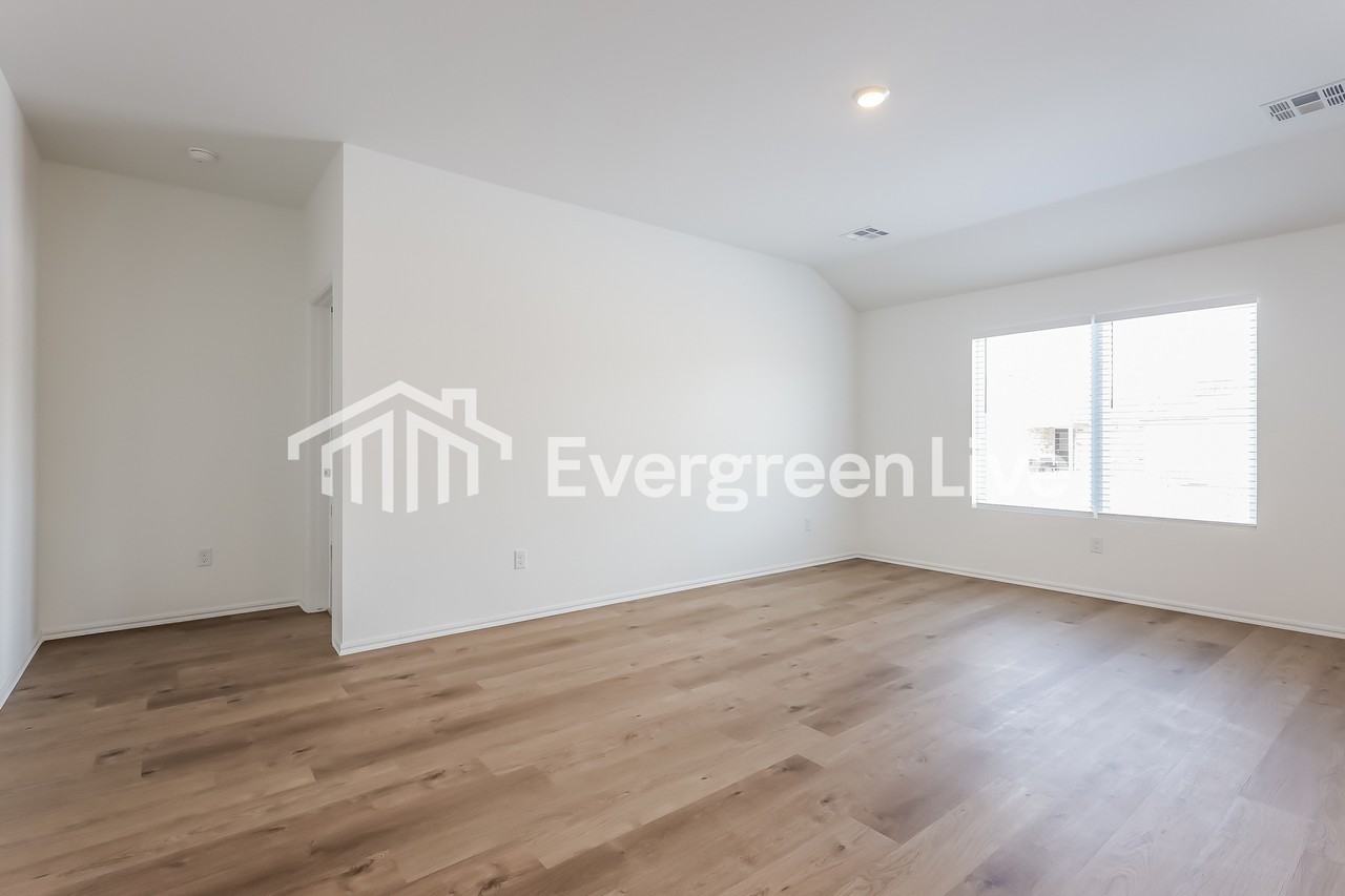 10009 Sw 39th St - Photo 4 of 16