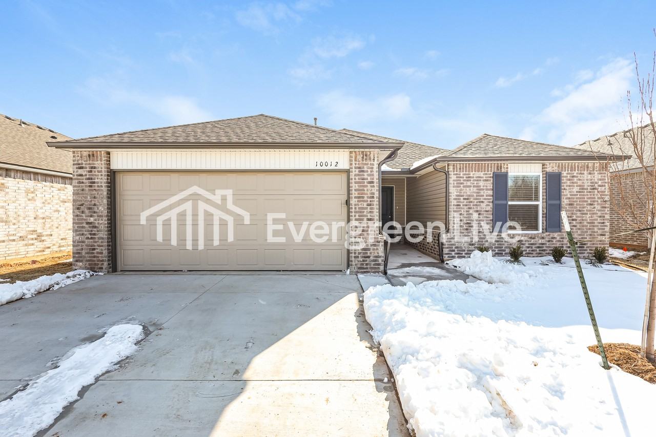 10012 Sw 38th St - Photo 2 of 16