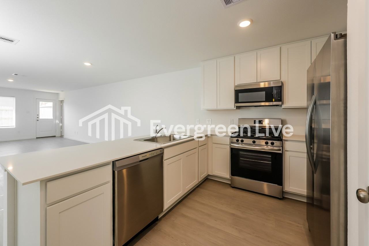 18072 Trepito Ave - Photo 6 of 16