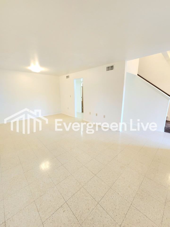 213 Raven Dr - Photo 3 of 21