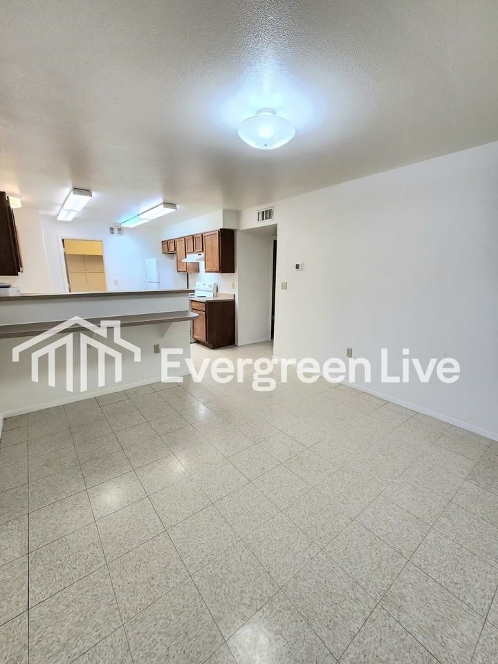 213 Raven Dr - Photo 7 of 21