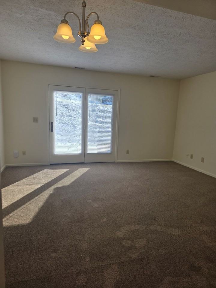 Braemar Townhouses - Photo 4 of 10