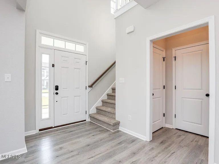 146 Gander Dr - Photo 2 of 38