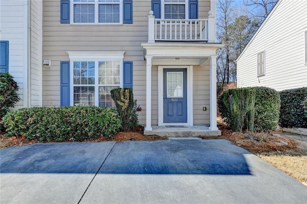 4061 Howell Park Rd - Photo 2 of 44