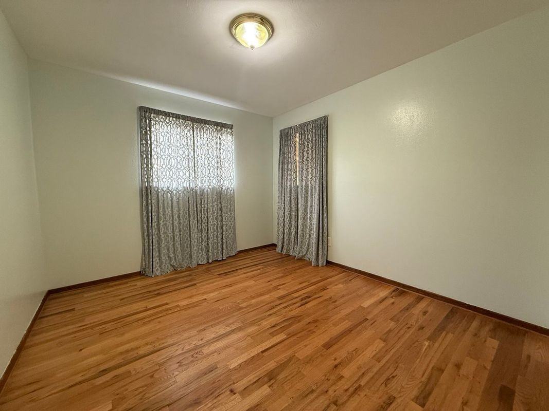 1231 S Marshall St ##A - Photo 6 of 17