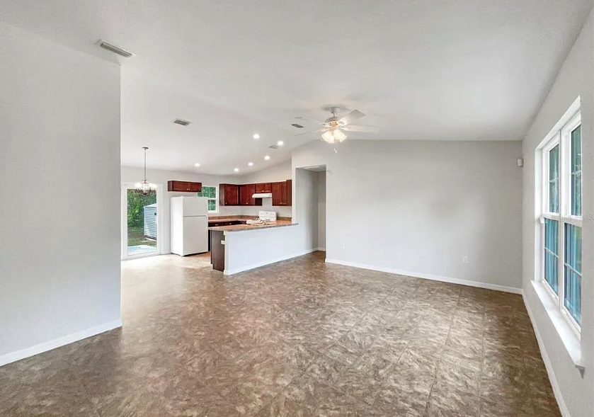 1303 E Carolina Ave - Photo 3 of 6