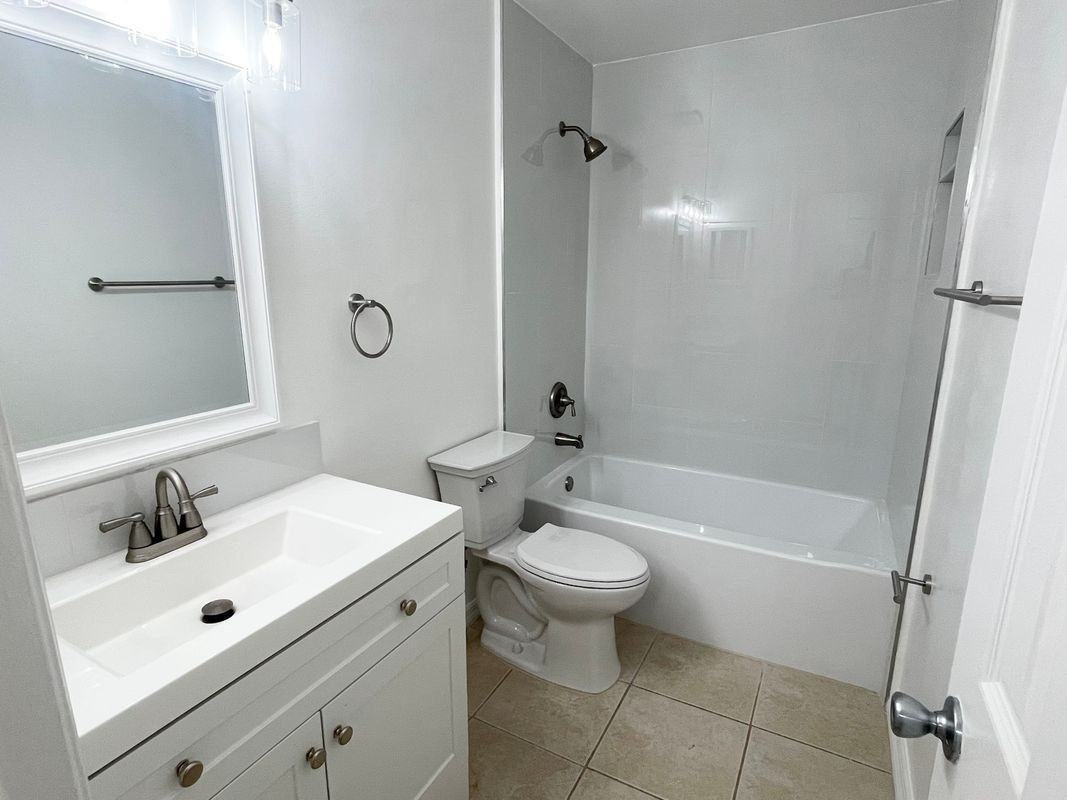 2759 Hunt Club Ln - Photo 7 of 27