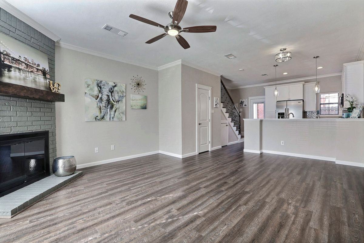 216 Samuel Blvd ##J6 - Photo 3 of 18