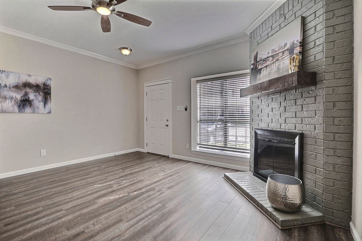 216 Samuel Blvd ##J6 - Photo 5 of 18