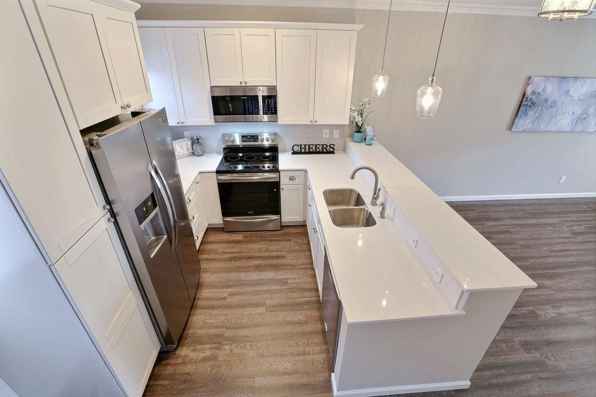 216 Samuel Blvd ##J6 - Photo 7 of 18