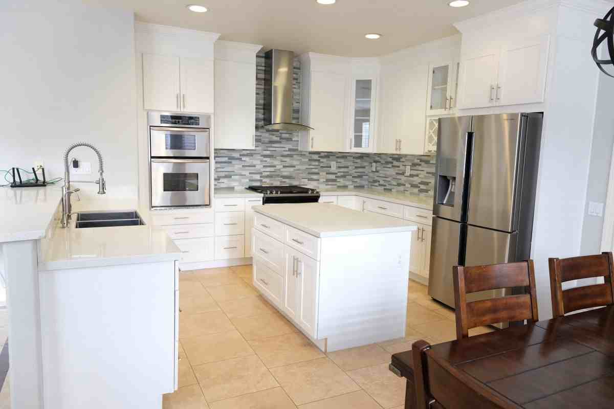 16 Villager - Photo 2 of 23