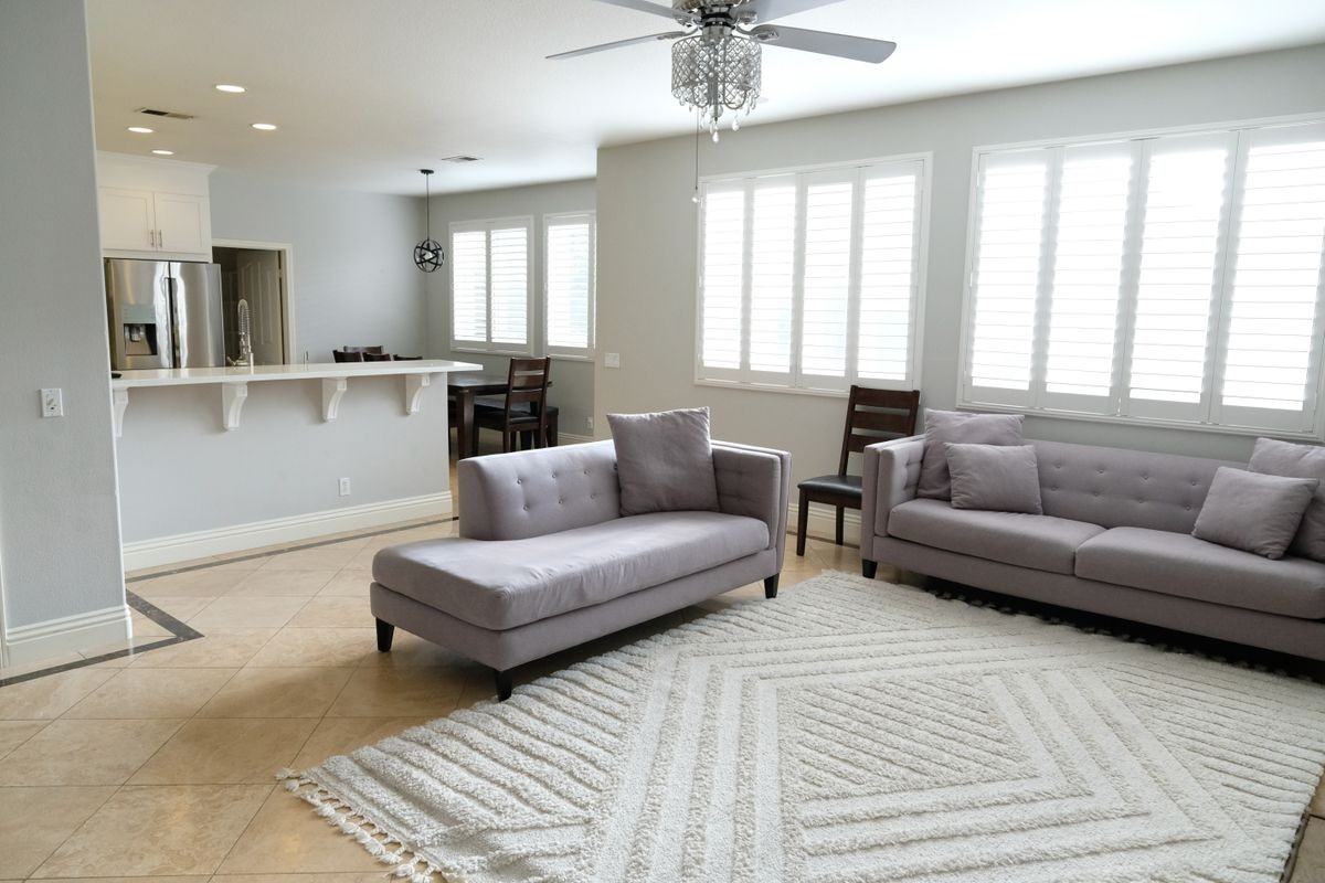 16 Villager - Photo 4 of 23