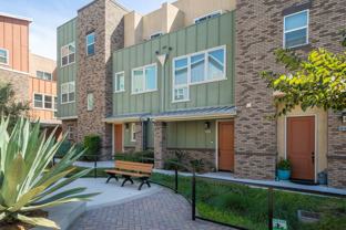 8836 Jacaranda ##D - Photo 1 of 1