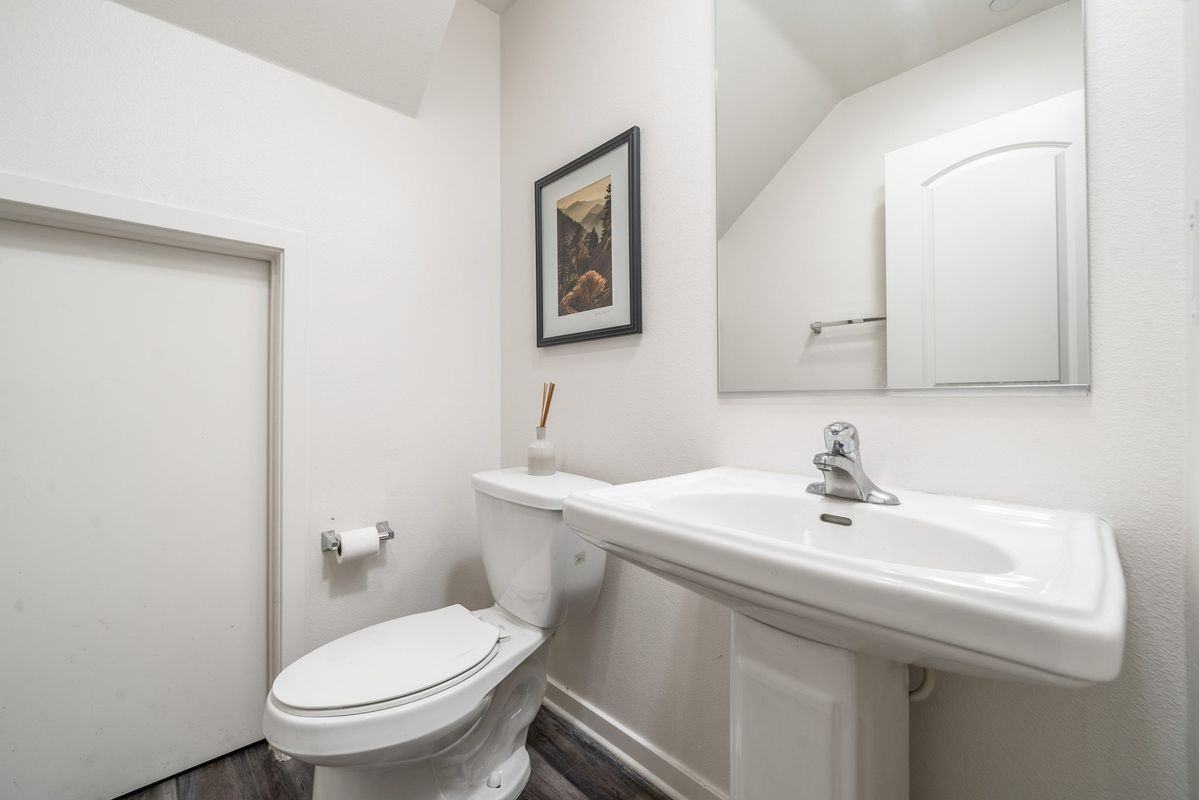 8836 Jacaranda ##D - Photo 7 of 17