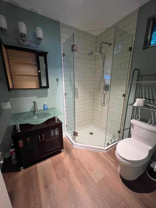 835 N Kenter Ave - Photo 5 of 5