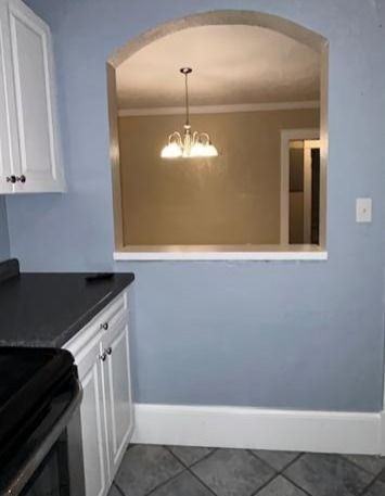 115 E Vanderbilt St - Photo 5 of 14