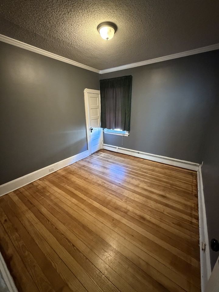 21 Willow Street - Photo 3 of 8