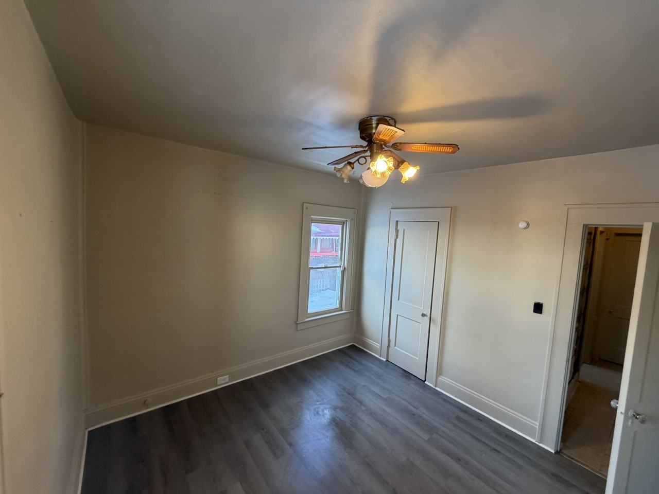 12405 Marston Ave - Photo 3 of 7