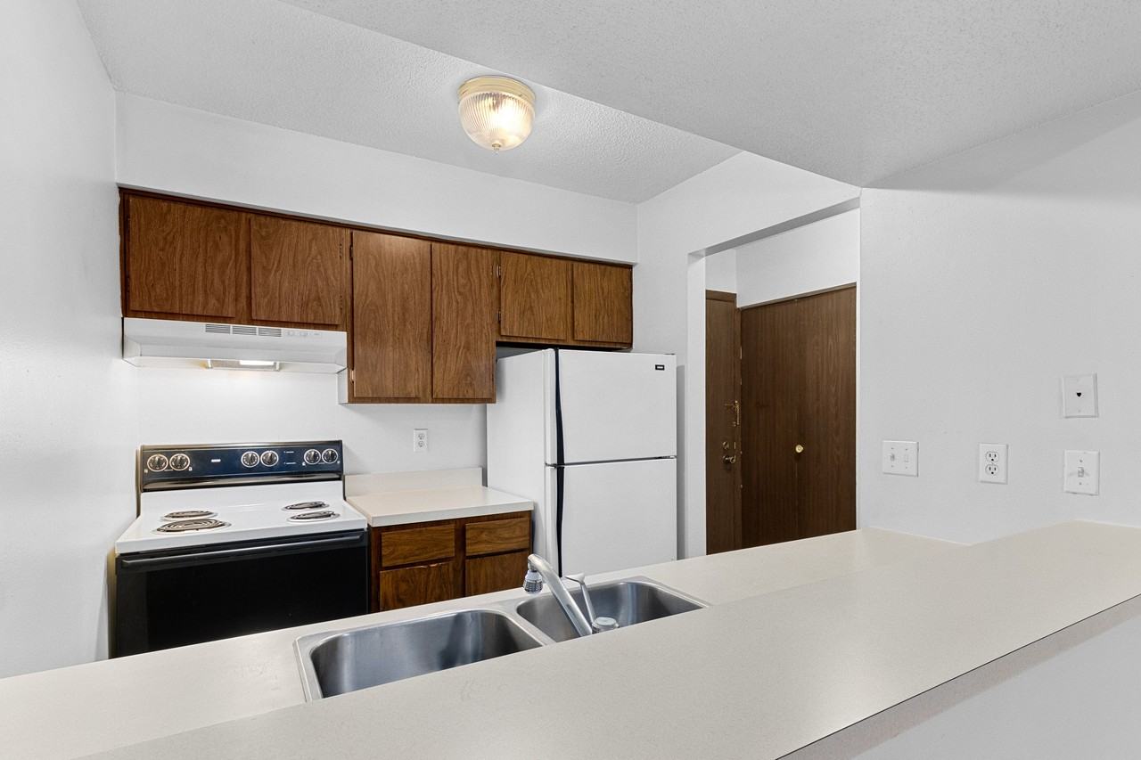 Dunlap Lakeside - Photo 7 of 28