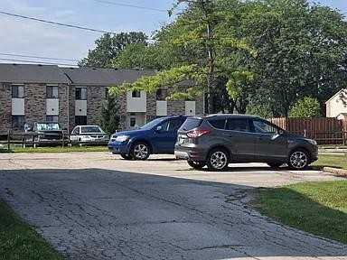 105 Blair Dr #8 - Photo 4 of 27