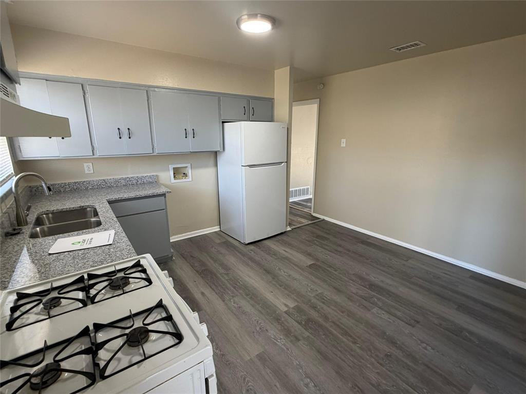 4120 Wind River Dr - Photo 6 of 17