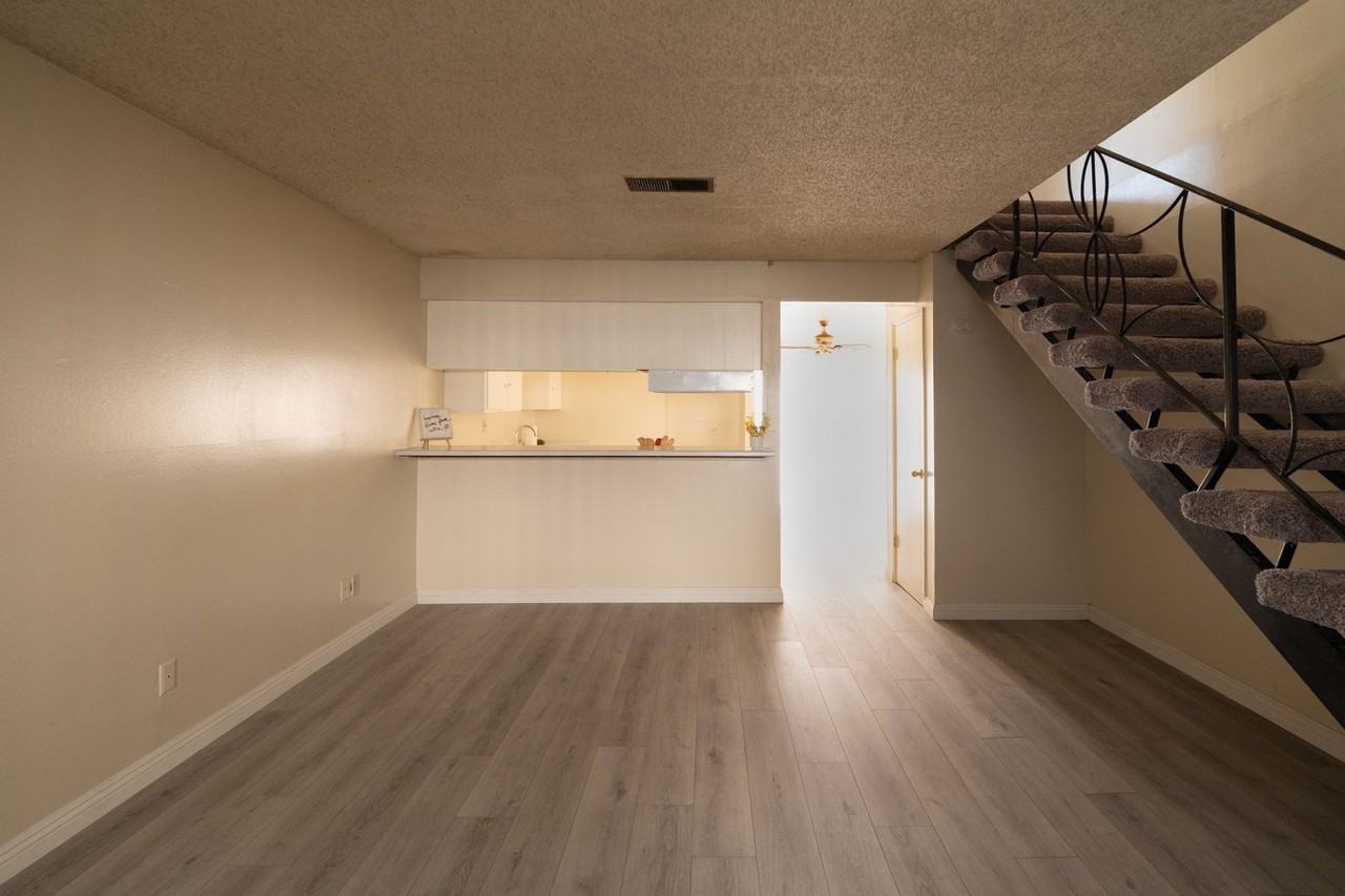 800Azus - Photo 7 of 27