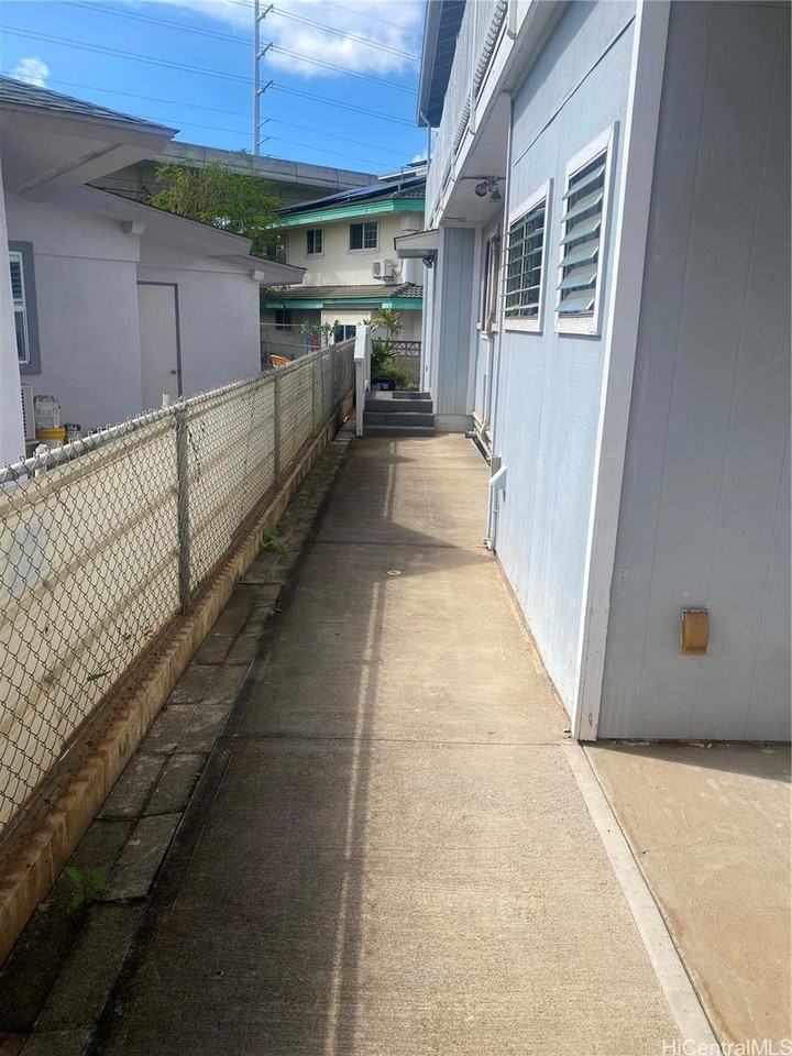 98-118 Kihale St - Photo 2 of 16