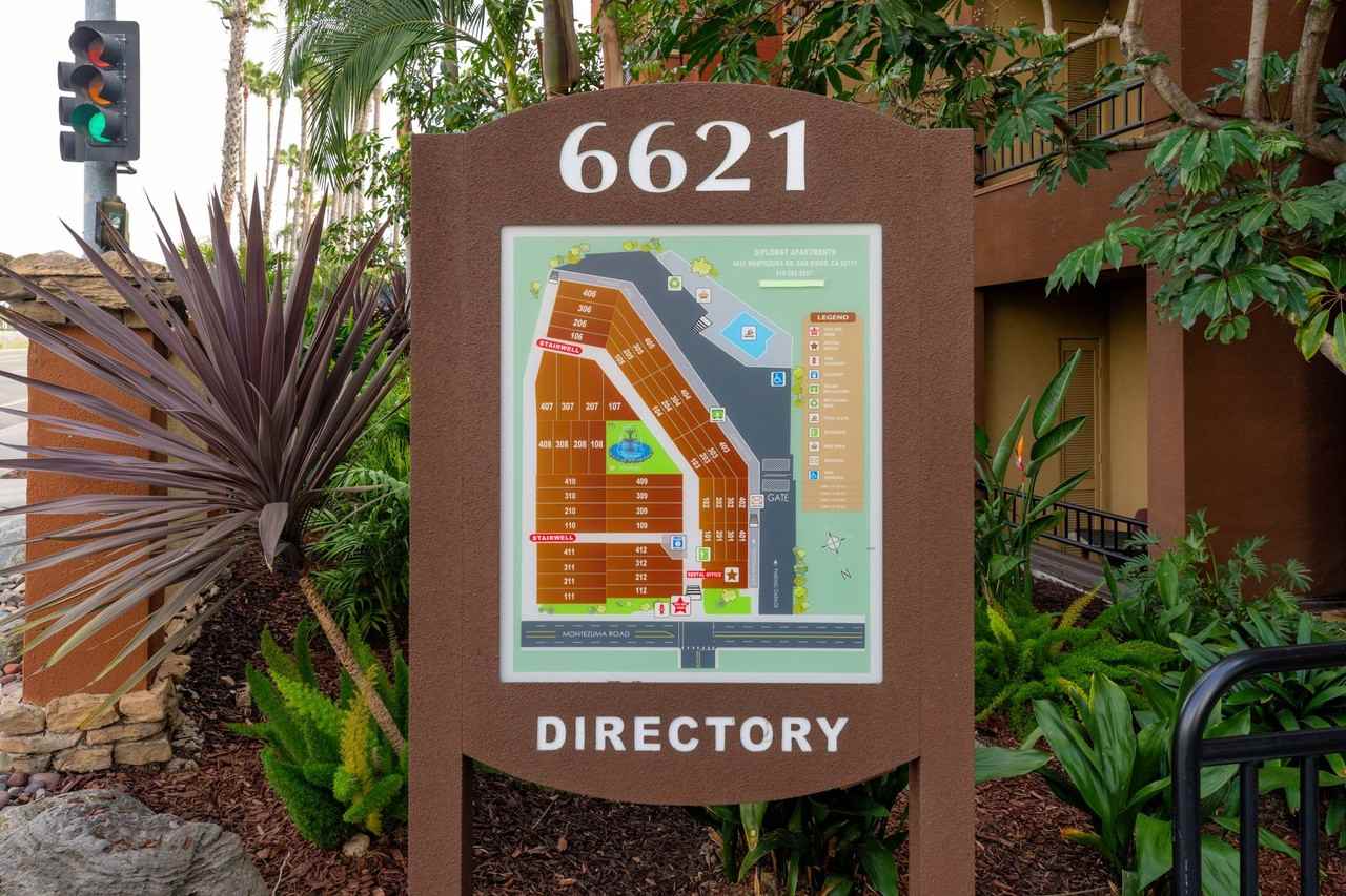 Diplomat Apartments - Photo 5 of 50