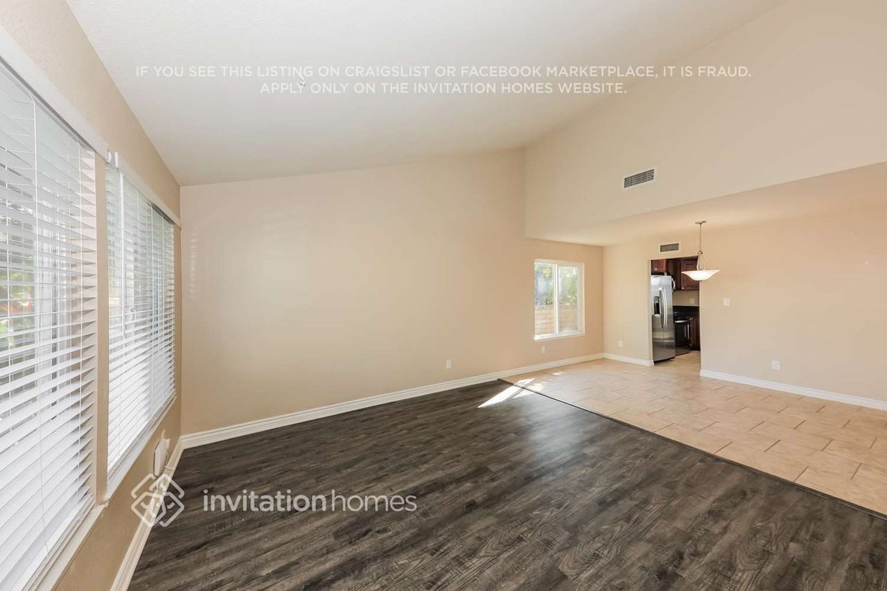 1462 Hermosa Dr - Photo 4 of 18