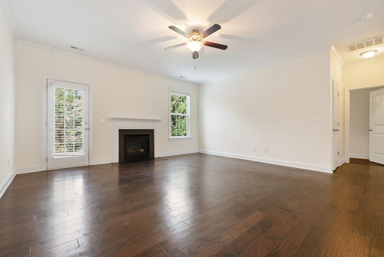 805 Transom View Way - Photo 4 of 24