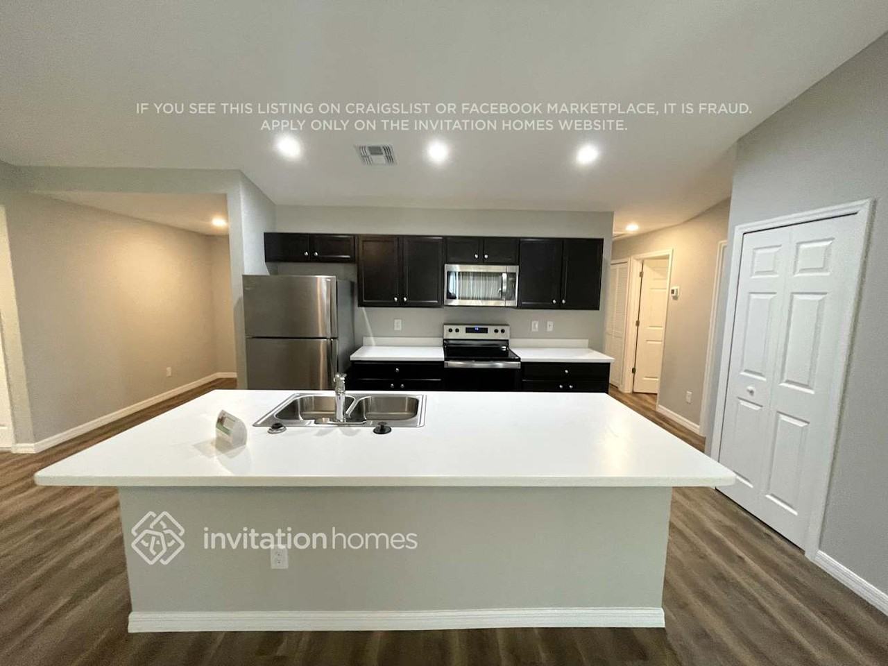 25061 Doredo Dr - Photo 6 of 15