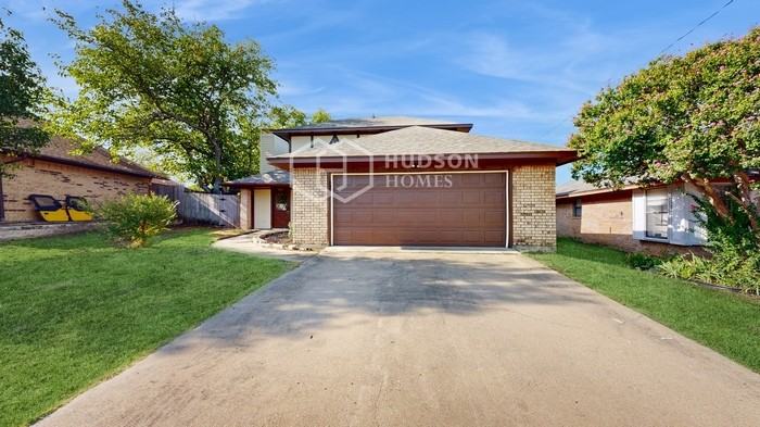 9731 Camfield Rd - Photo 4 of 34