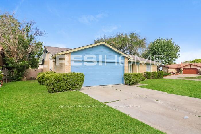 3401 Glenda Dr - Photo 2 of 18