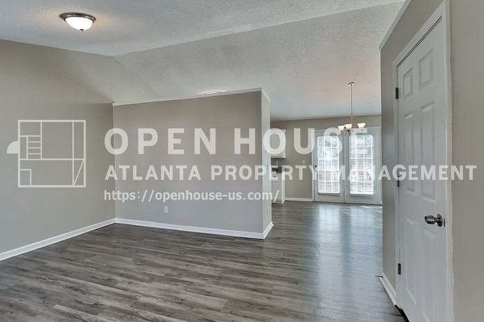 1965 Racquet Club Cir - Photo 5 of 21