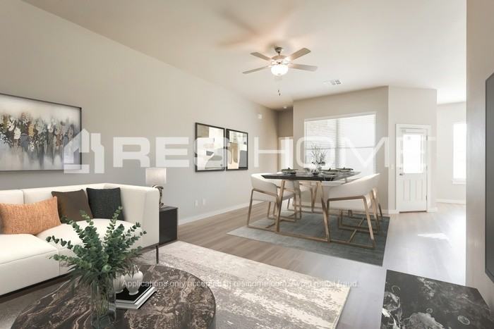 8084 Brighton Ave - Photo 4 of 16