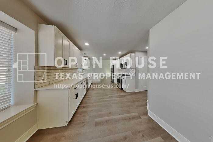 1190 Red Rock Canyon Dr - Photo 6 of 20