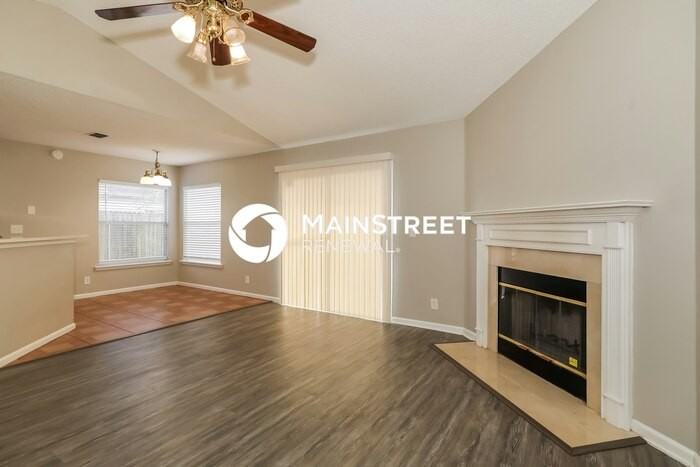 5956 Wentworth Cir S - Photo 7 of 16