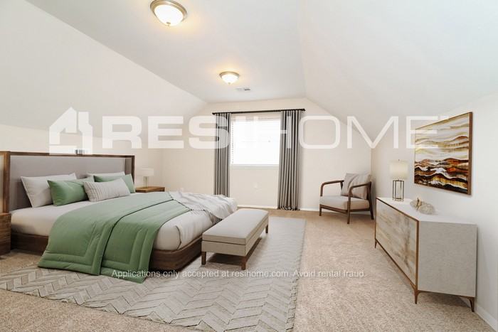 1209 S Avery Dr - Photo 6 of 19