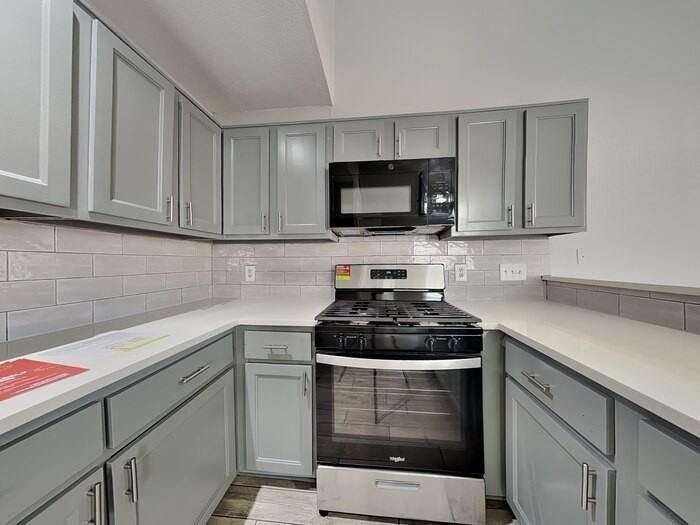 5711 Wynberry Dr - Photo 5 of 19