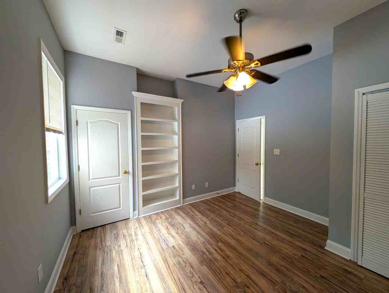 19632 Tryon St Ste B - Photo 7 of 16